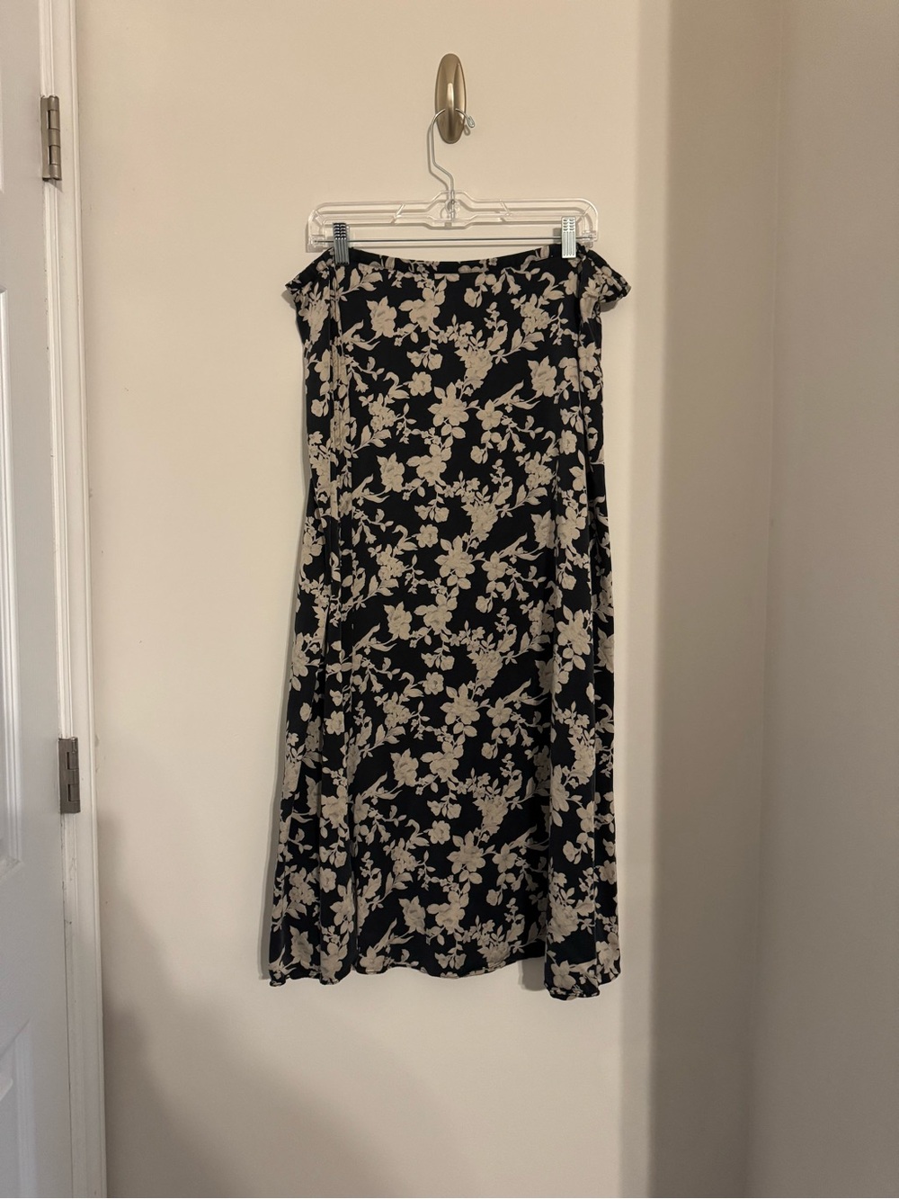 Vintage 100% Silk Floral Maxi Skirt